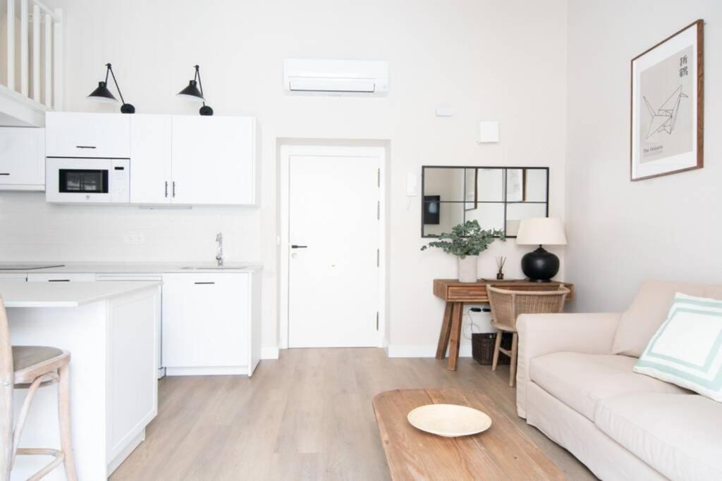 Appartamento G12 Trendy And Comfy Bright Loft Meters From Bullring And Trianas Bridge, Galera Street Siviglia Esterno foto